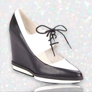 Kenneth Cole Black Sage Leather Lace~Up Wedges